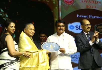 Life-Time-Achievement-Award-to-Shree-R-G-Agawal-Chairman-Dhanuka-Group